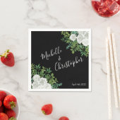 Serviette En Papier Mariage floral rose noire et blanche (En situation)