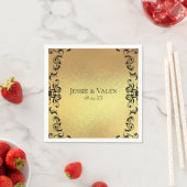 Serviette En Papier Mariage gothique or et noir (En situation)