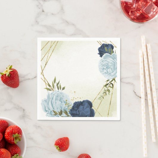 Serviette En Papier mariage marine bleu poussiéreux fleurs (En situation)