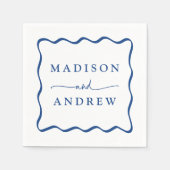 Serviette En Papier Mariage moderne à cadre bleu vague (Devant)