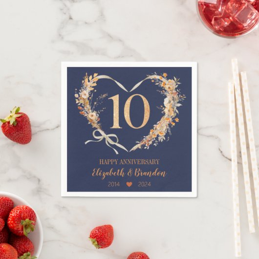 Serviette En Papier Mariage moderne Blue Happy 10e Anniversaire servie (En situation)
