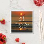 Serviette En Papier Mariage Monogramme Nom Dates Sunset Beach Napkins (En situation)