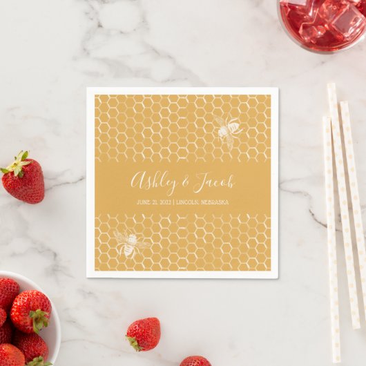 Serviette En Papier Mariage Motif Golden Honeypeb (En situation)