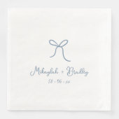 Serviette En Papier Mariage personnalisé Dusty Blue Whimsical Bow (Devant)