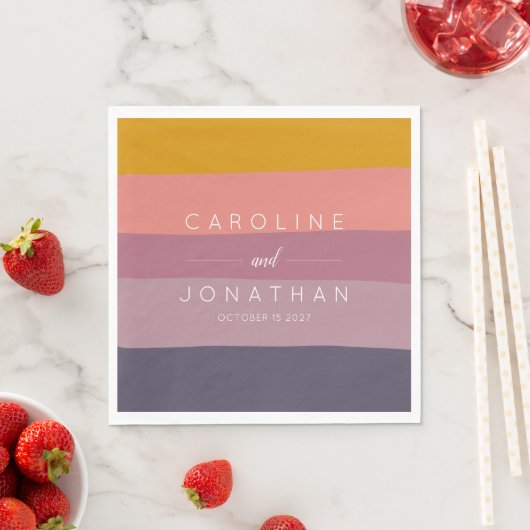 Serviette En Papier Mariage personnalisé élégant à rayures de mauve et (En situation)