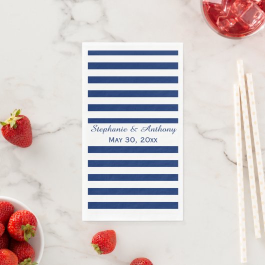 Serviette En Papier Mariage Royal Bleu rayé (En situation)