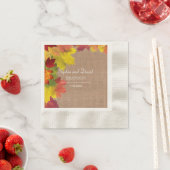 Serviette En Papier Mariage rustique de feuilles d'automne sur toile d (En situation)