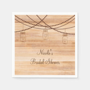 Serviette En Papier Mariage rustique en grange avec du bois et des pot
