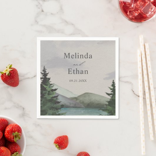 Serviette En Papier Mariage Rustique Mountain & Lake Evergreen (En situation)