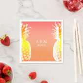 Serviette En Papier Mariage tropical des ananas hawaïens (En situation)