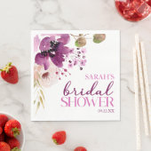 Serviette En Papier Mariage Violet Magenta Violet Floral (En situation)