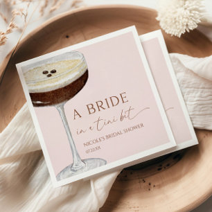 Serviette En Papier Mariée Dans Un Cocktail De Martini Expresso Tini P