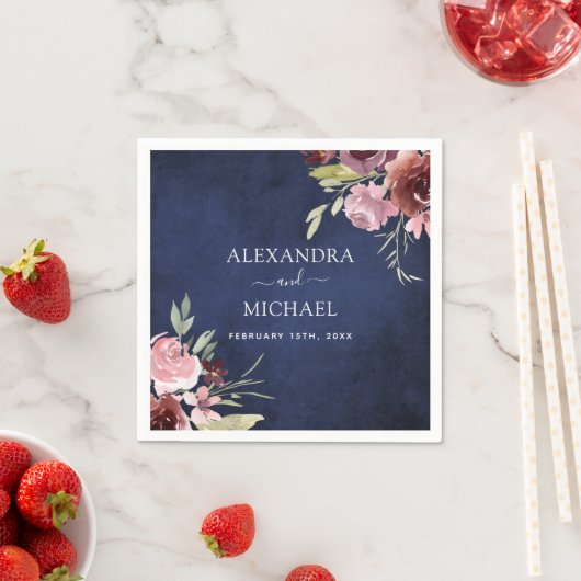 Serviette En Papier Marine Bleu Bourgogne Elégant Mariage Aquarelle (En situation)