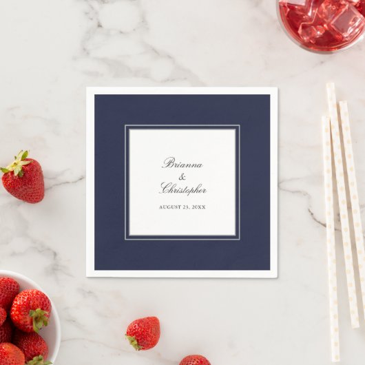 Serviette En Papier Marine Bleu et Blanc Simple Mariage élégant (En situation)
