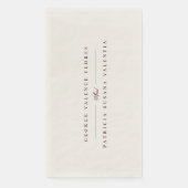 Serviette En Papier Maroon Plum Calligraphie Formale Mariage Élégant (Devant)