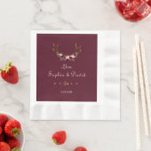 Serviette En Papier Marsala de Bourgogne Floral Antlers Mariage (En situation)