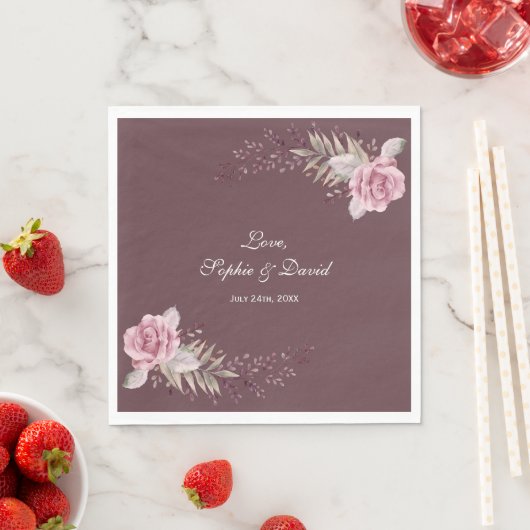 Serviette En Papier Marsala Maroon Floral Aquarelle Mariage (En situation)