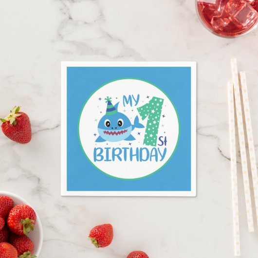 Serviette En Papier mignon requin-bébé unisexe Premier anniversaire (En situation)