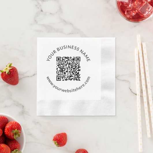 Serviette En Papier Modèle de code QR téléchargé avec texte modifiable (En situation)