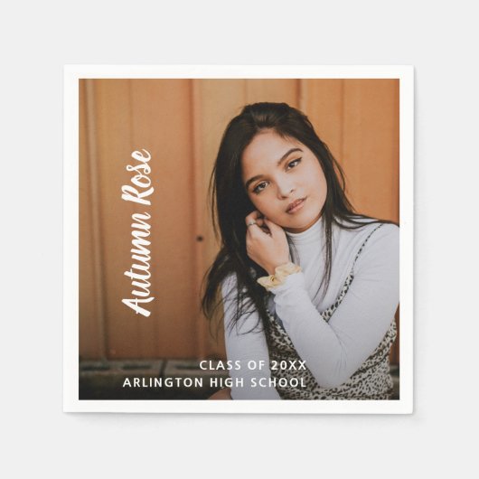 Serviette En Papier Modern Simple Élégant Script Nom Photo Graduation (Devant)