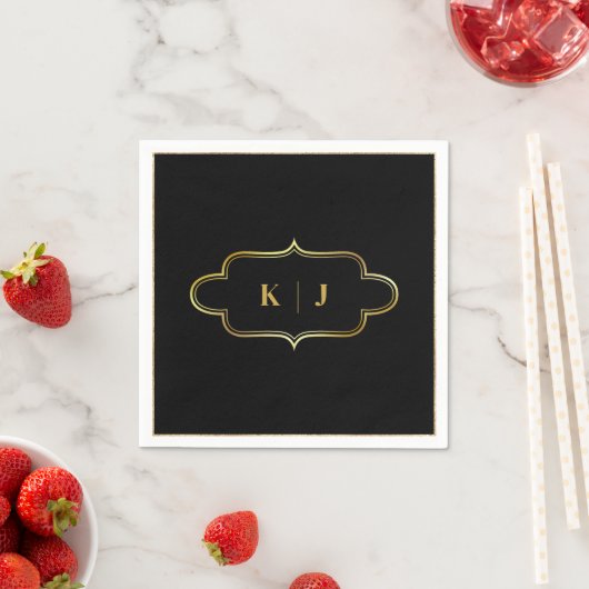 SERVIETTE EN PAPIER MONOGRAMME CLASSIQUE ET MARIAGE DE CALLIGRAPHIE RO (En situation)