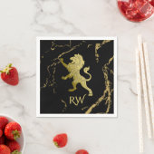 Serviette En Papier Monogramme Lion Royal Doré (En situation)