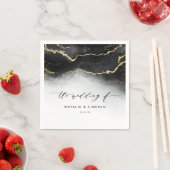 Serviette En Papier Monogramme Mariage Moody Noir Ombre Mist Ethereal (En situation)