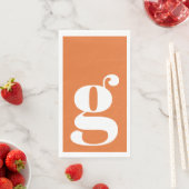 Serviette En Papier Monogramme minimal initial Gras brûlé orange (En situation)