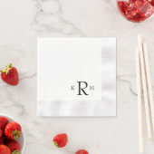 Serviette En Papier Monogramme noir simple et grand (En situation)