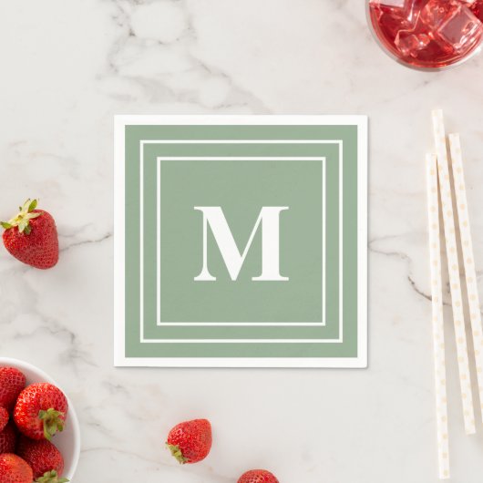 Serviette En Papier Monogramme vert Sage moderne (En situation)