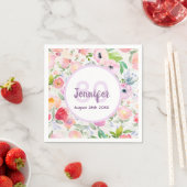 Serviette En Papier Monographie blanche de fleurs roses d'anniversaire (En situation)