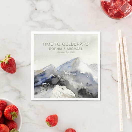 Serviette En Papier Monts d'aquarelle Modèle de mariage personnalisés (En situation)