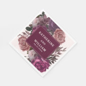 Serviette En Papier Moody foncé bordeaux et violet Mariage floral (Coin)
