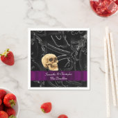 Serviette En Papier Motif damassé mariage du crâne gothique noir (En situation)