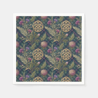 Motif de nœud celtique et chardon écossais en or