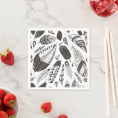 Serviette En Papier Motif de plumes noir et blanc (En situation)