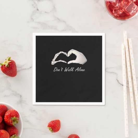 Serviette En Papier Ne pas marcher - Classique Blanc - Squelette Coeur (En situation)