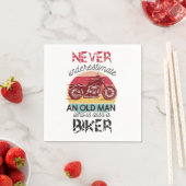 Serviette En Papier Ne sous-estimez jamais Old Man Biker (En situation)