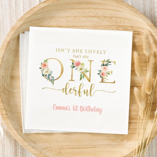 Serviette En Papier N'est-elle pas la fête d'anniversaire de la fille