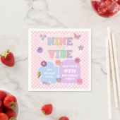 Serviette En Papier Neuf Est Un Vibe Preppy Patch 9e Anniversaire (En situation)