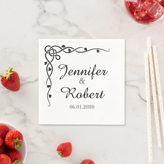 Serviette En Papier Noir Celtic Corner Vine Mariage Napkin (En situation)