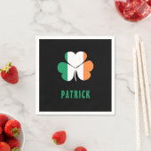 Serviette En Papier Nom personnalisé Celtic Irlande Shamrock Drapeau i (En situation)