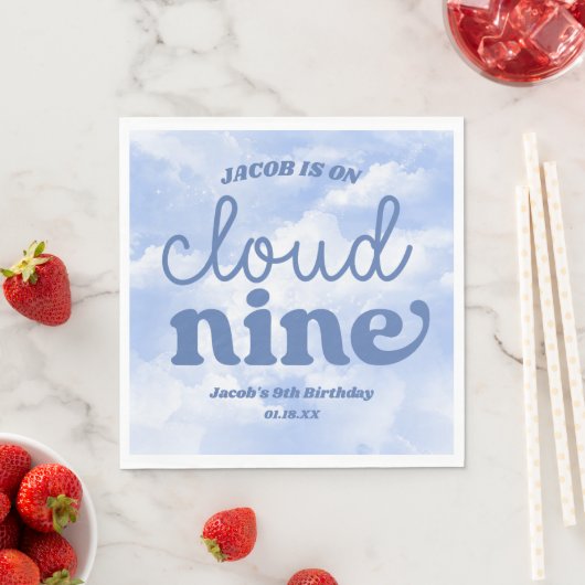 Serviette En Papier Nous Sommes Sur Nuage Neuf Bleu 9e Fête Anniversai (En situation)
