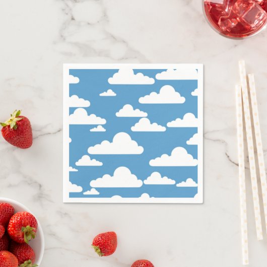SERVIETTE EN PAPIER NUAGES BLANCS (En situation)