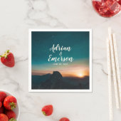 Serviette En Papier Nuit Sky Mountain Galaxy Sunrise Mariage moderne (En situation)