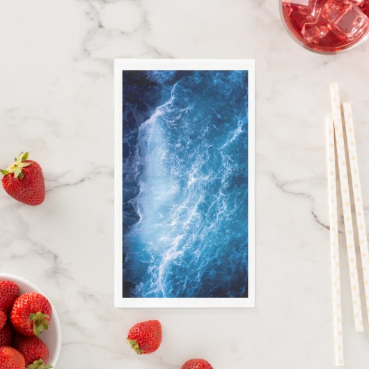 Serviette En Papier Océan - Vagues bleu foncé (En situation)