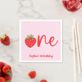 Serviette En Papier One Strawberry Birthday (En situation)