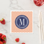 Serviette En Papier Orange Chevron Zigzag Personnalisé Monogramme (En situation)