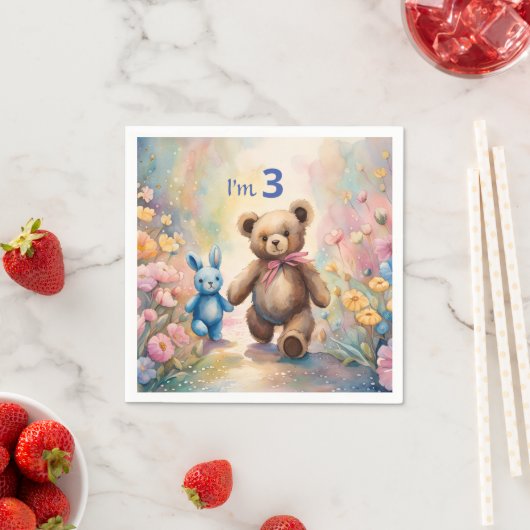 Serviette En Papier Ours en peluche et lapin dans un jardin pastel (En situation)