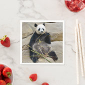 Serviette En Papier Panda géant mangeant du bambou (En situation)